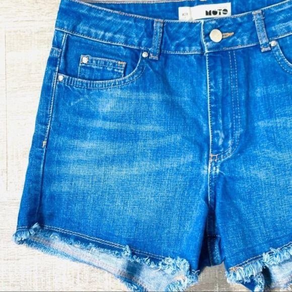 TOPSHOP Bright Blue Cut off Moto Denim Jean Shorts Size 28 - Picture 3 of 8
